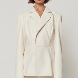 Chic Cream Women's Blazer